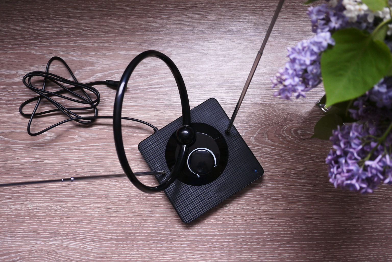 Choosing Between Indoor And Outdoor Antennas For Free Over the air TV
