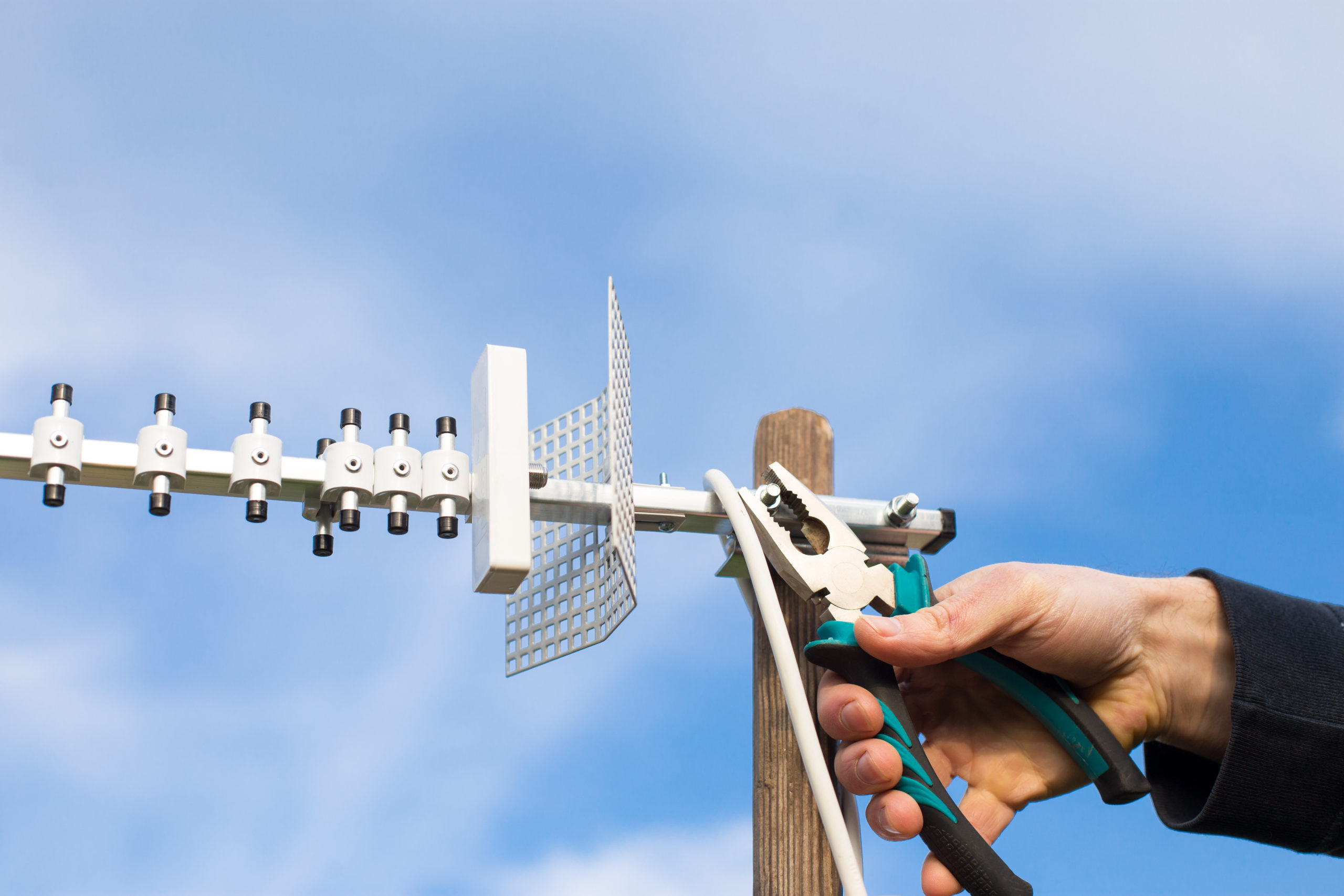 Guide To Outdoor TV Antenna Installation The Free TV Project